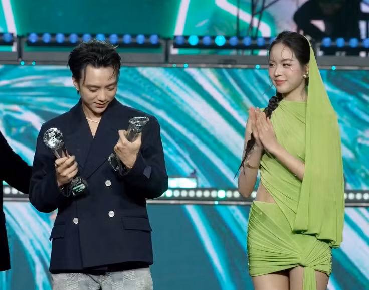 Người hâm mộ mong netizen đừng hành xử quá đà vì sẽ khiến SOOBIN, Thanh Thủy khó xử. Người hâm mộ mong netizen đừng hành xử quá đà vì sẽ khiến SOOBIN, Thanh Thủy khó xử.