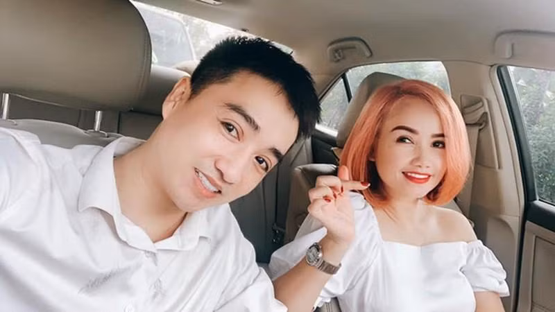 Hoàng Yến và chồng thứ tư.