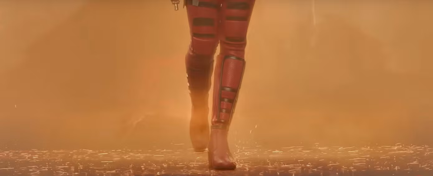 Chỉ nhìn chân là khán giả cũng biết của Lady Deadpool.
