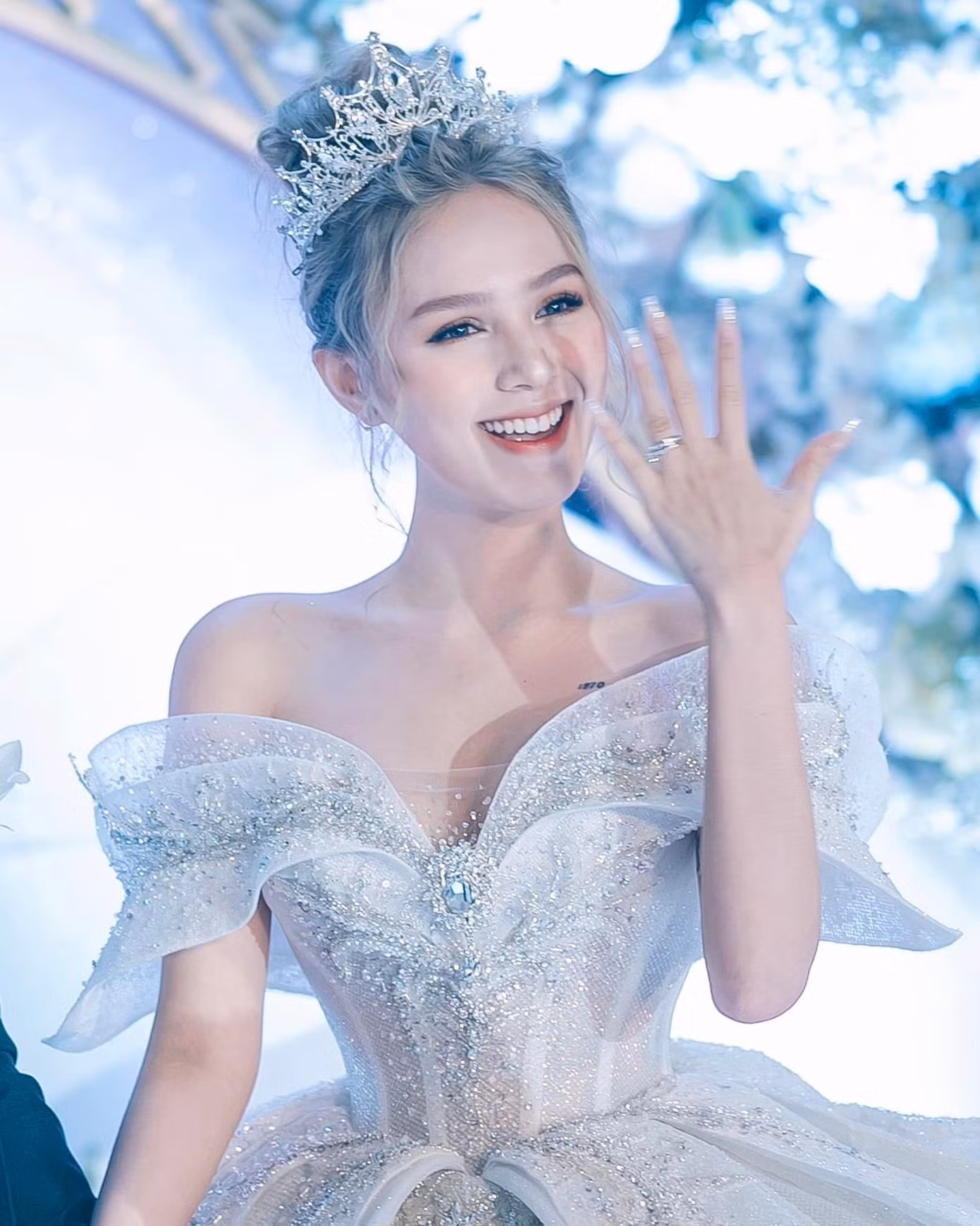 Xoài Non từng được ví với Lọ Lem, đổi đời sau khi cưới "streamer giàu nhất Việt Nam".