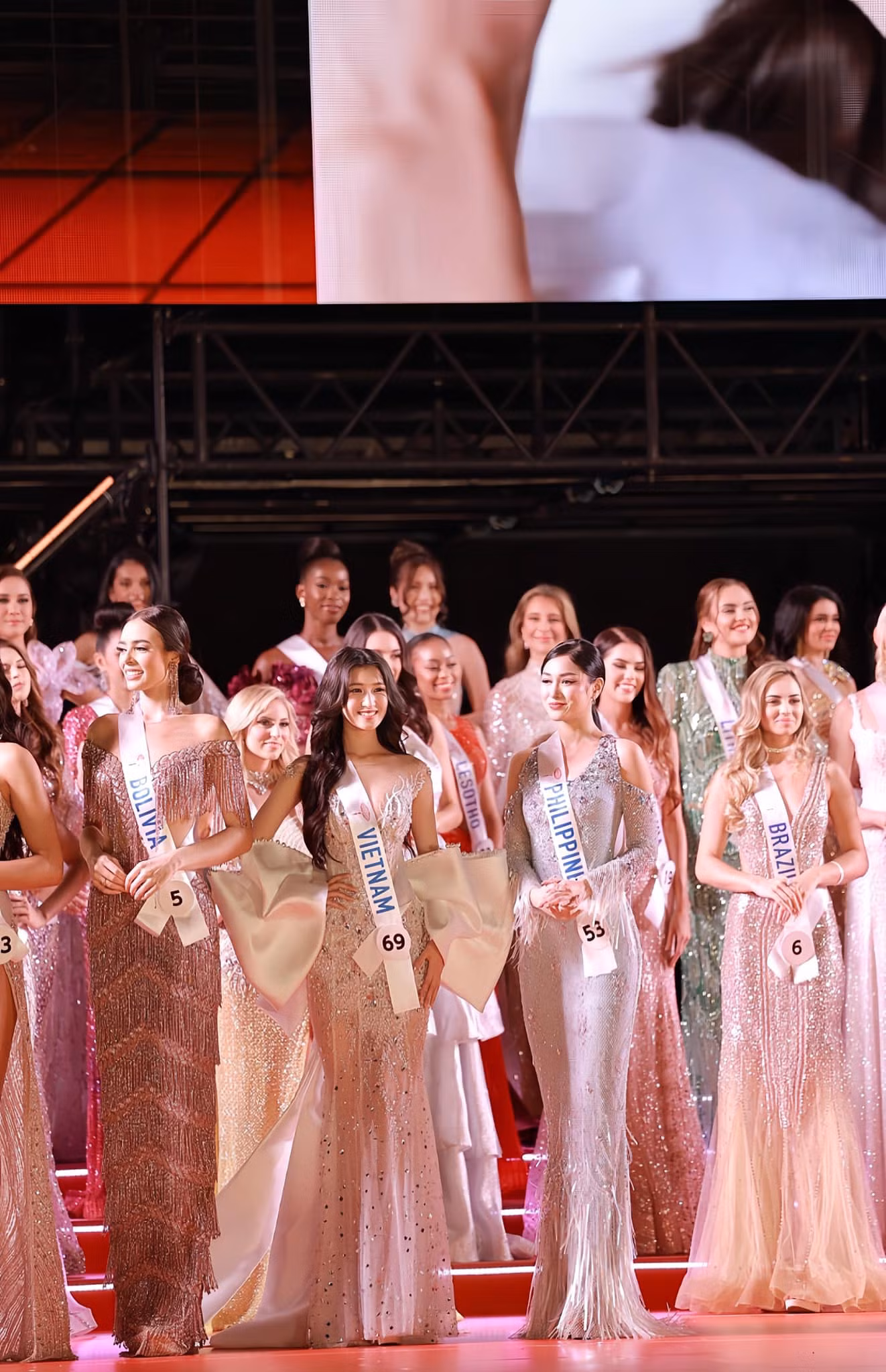 Phương Nhi lọt Top 15 ở Miss International 2023 chứ không tiến xa hơn như kỳ vọng. Phương Nhi lọt Top 15 ở Miss International 2023 chứ không tiến xa hơn như kỳ vọng.