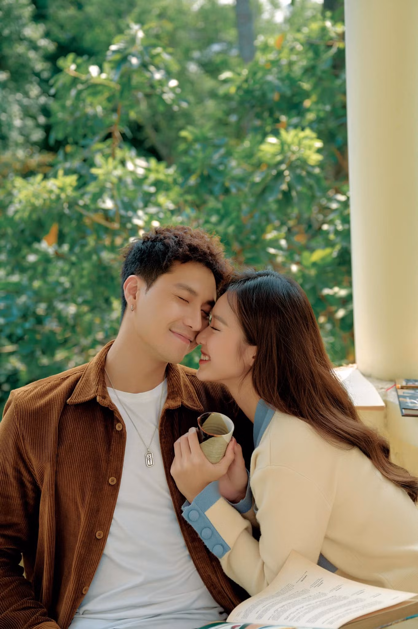 Thanh Sơn, Khả Ngân vào vai cặp vợ chồng mới cưới đúng như fan mong đợi.