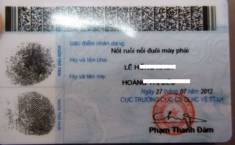 Mặt sau của Chứng minh nhân dân mẫu mới từng áp dụng có ghi tên cha, mẹ