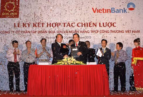 Vietinbank ký hợp tác chiến lược với Tập đoàn Hoa Sen. Vietinbank ký hợp tác chiến lược với Tập đoàn Hoa Sen