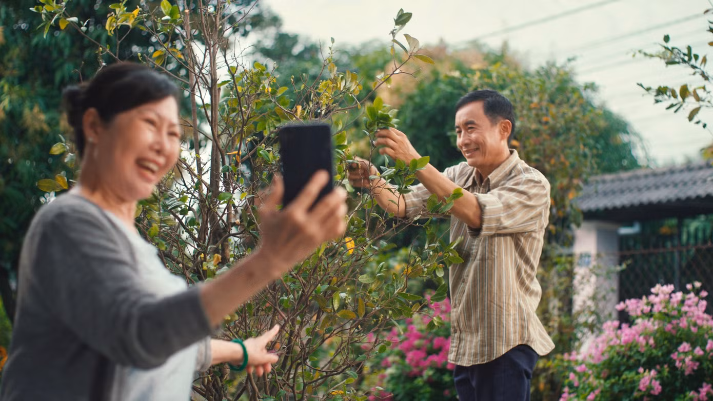 Cha mẹ khỏe mạnh, Tết sẽ mãi tròn vẹn