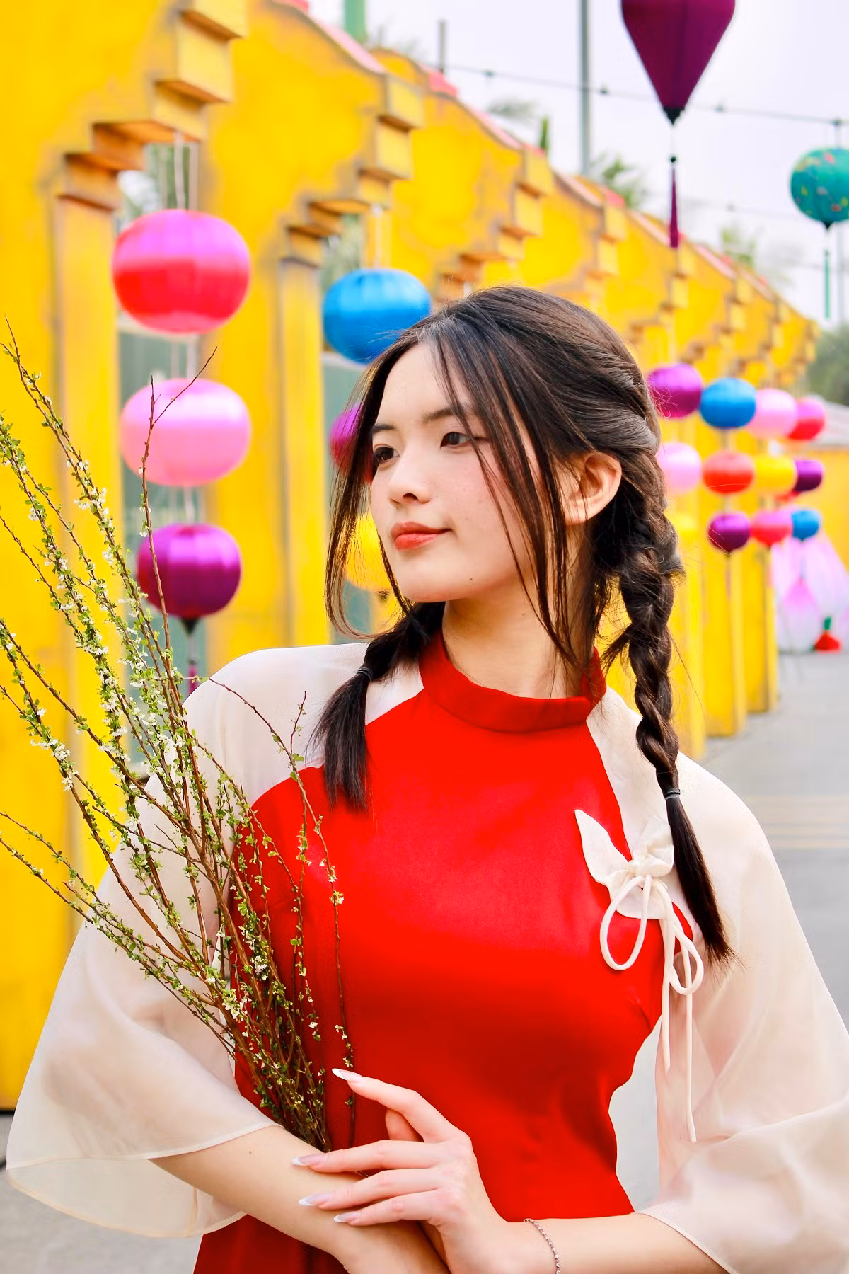 Siêu Hội chợ Xuân không chỉ là điểm đến mua sắm đa dạng dịch vụ mà còn thu hút gia đình, bạn trẻ đến trải nghiệm, check in trong không gian rực rỡ sắc Tết cổ truyền Siêu Hội chợ Xuân không chỉ là điểm đến mua sắm đa dạng dịch vụ mà còn thu hút gia đình, bạn trẻ đến trải nghiệm, check in trong không gian rực rỡ sắc Tết cổ truyền