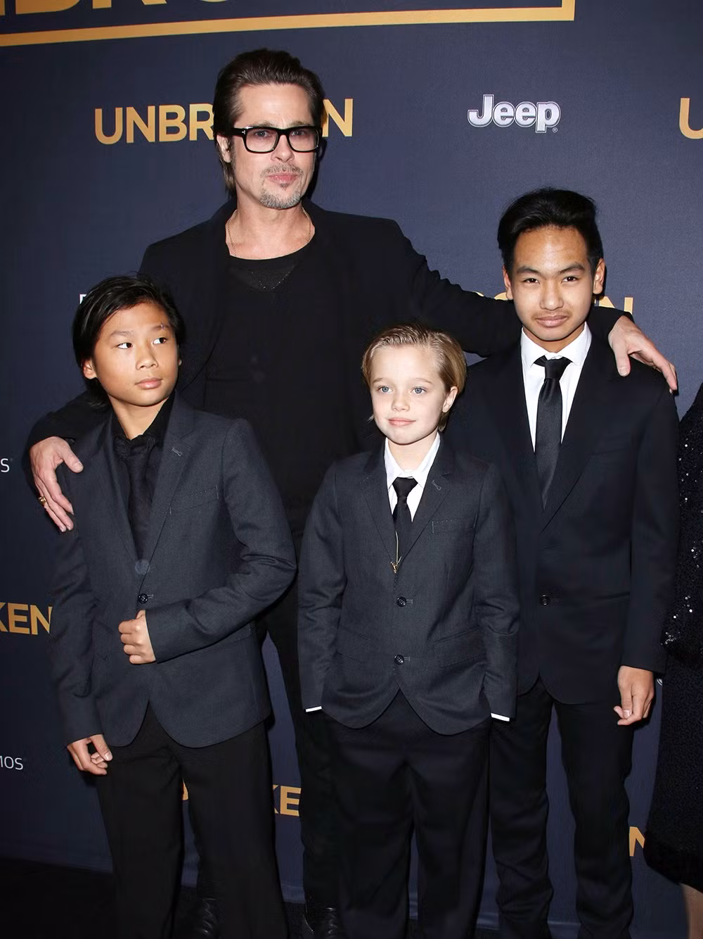 Brad Pitt được cho là vẫn yêu các con nhưng mất dần hy vọng có thể gắn kết tình cha con một lần nữa. Ảnh: Shutterstock. Brad Pitt được cho là vẫn yêu các con nhưng mất dần hy vọng có thể gắn kết tình cha con một lần nữa. Ảnh: Shutterstock.