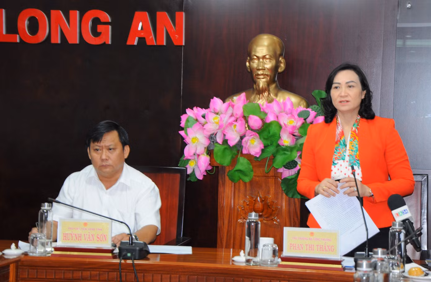 Thứ trưởng Bộ Công thương Phan Thị Thắng.