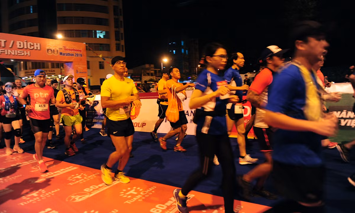 Toàn cảnh Việt dã toàn quốc và Marathon giải báo Tiền Phong 2019 ảnh 16