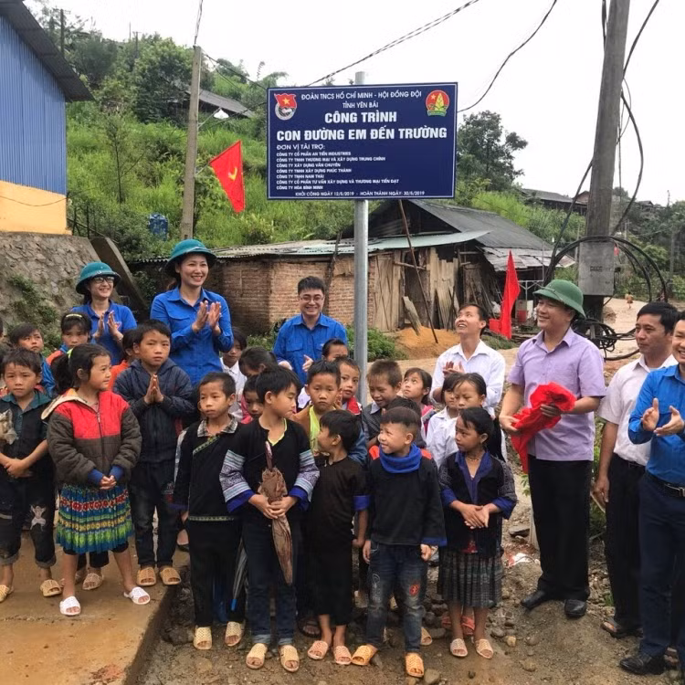 Khánh thành công trình Con đường em đến trường