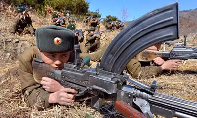 Binh sĩ Triều Tiên tập trận. Ảnh: KCNA
