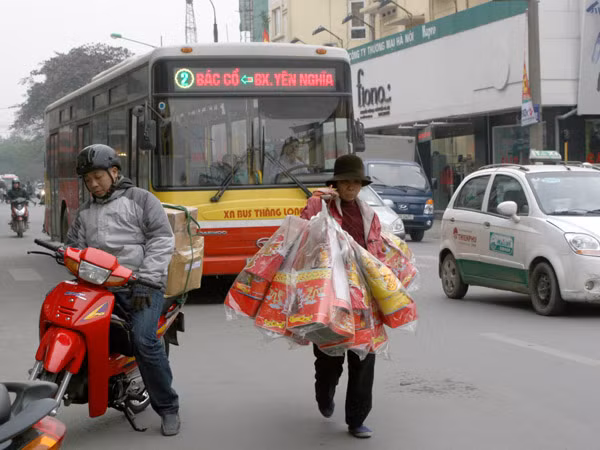 Trên đường Điện Biên Phủ