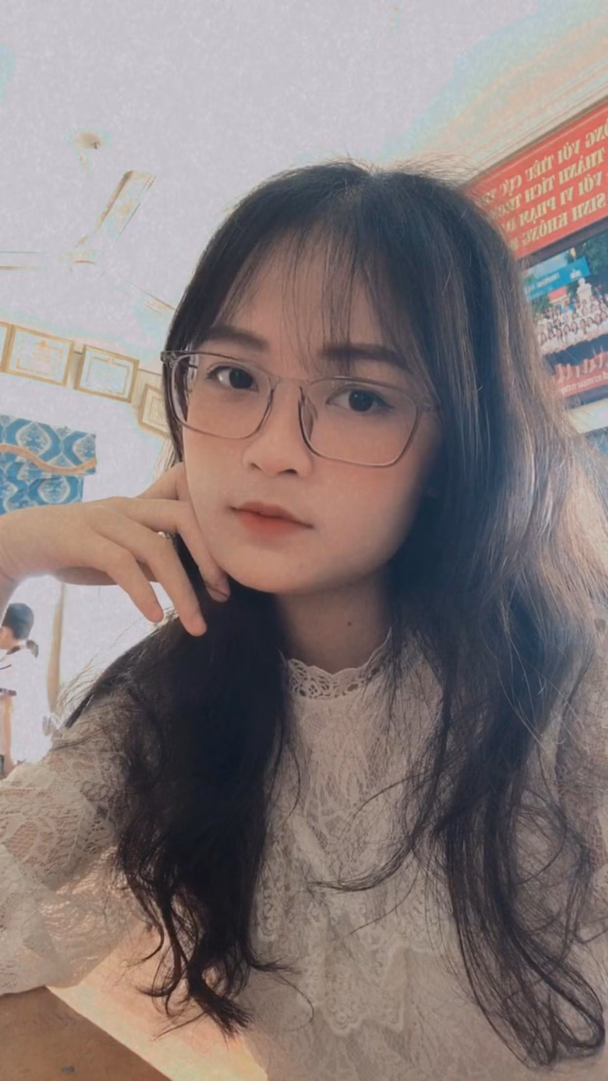 Nguyễn Thanh Mai- sinh viên năm 3 của Khoa Giáo dục Tiểu học, trường Đại học Vinh. Nguyễn Thanh Mai- sinh viên năm 3 của Khoa Giáo dục Tiểu học, trường Đại học Vinh.