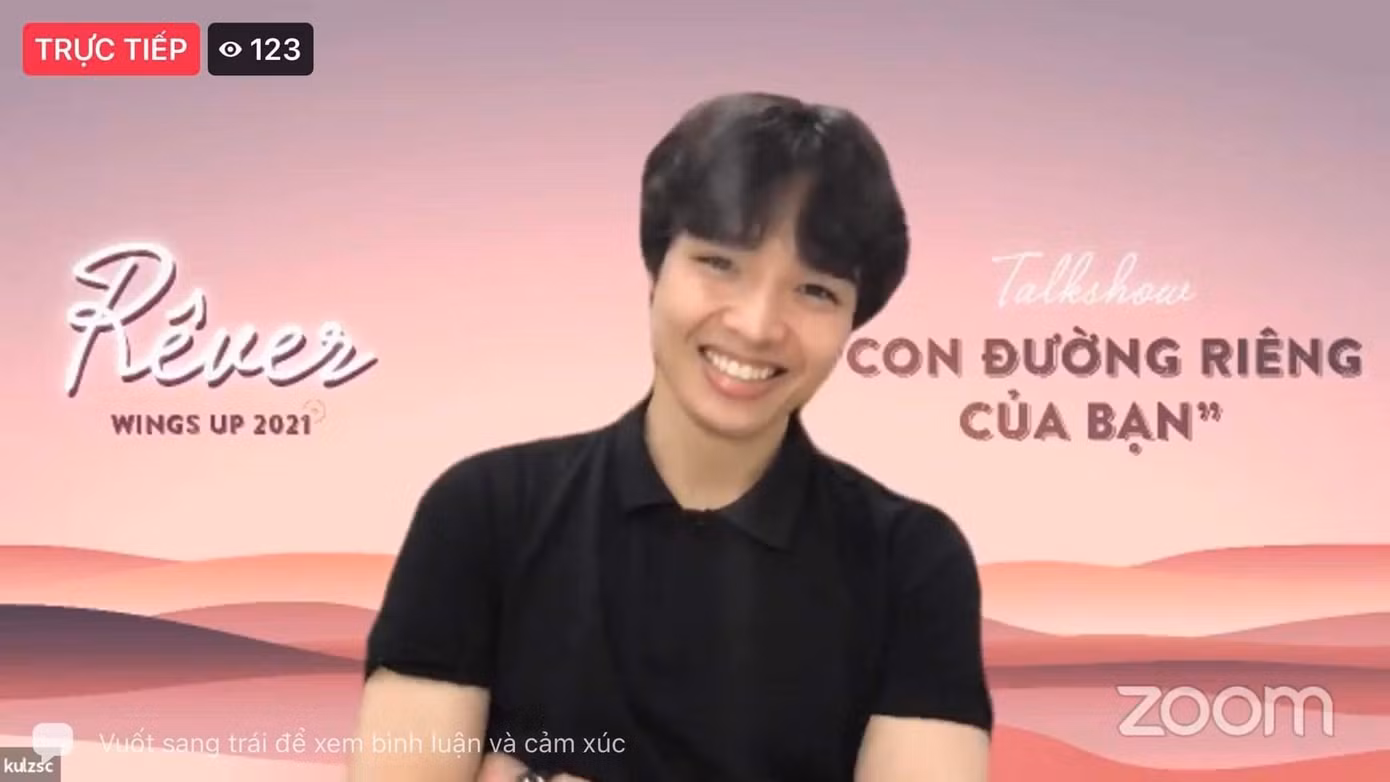 Tun Phạm hào hứng chia sẻ trong buổi talkshow