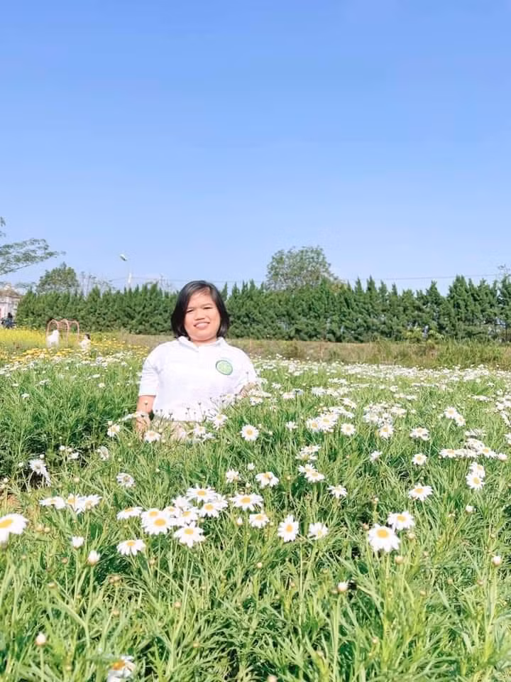Phạm Thị Kim Anh, sinh viên khoá K43 khoa Công tác xã hội, trường Đại học Khoa học Huế Phạm Thị Kim Anh, sinh viên khoá K43 khoa Công tác xã hội, trường Đại học Khoa học Huế