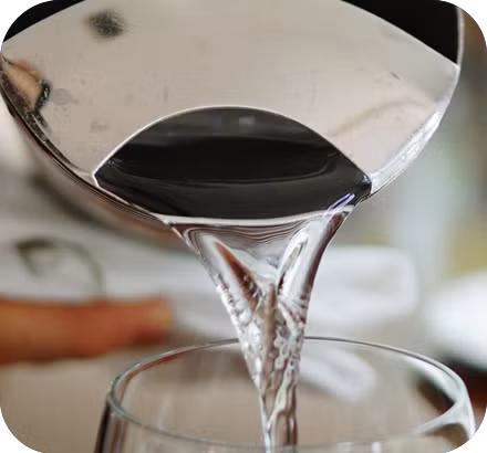 Nên dùng nước lọc bảo vệ sức khỏe (Ảnh: anglianpumping).