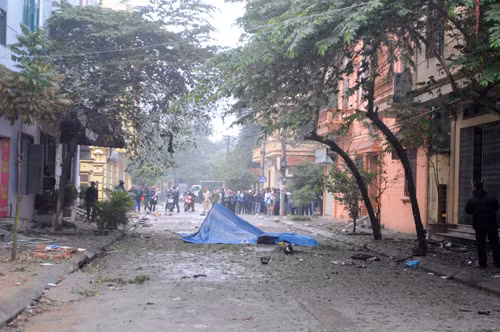 Hiện trường vụ nổ khiến hai người tử vong ngày 29-12. Ảnh: Tuấn Nguyễn