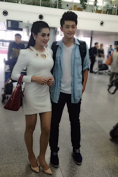 Lâm Chi Khanh và Harry Lu