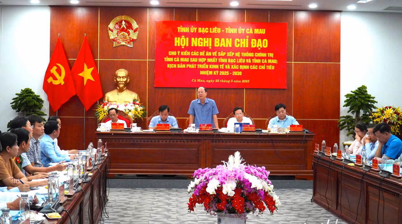 Ông Nguyễn Hồ Hải - Bí thư Tỉnh uỷ Cà Mau phát biểu tại hội nghị.