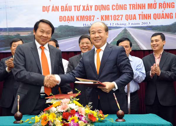 Lễ ký kết có sự tham dự của 