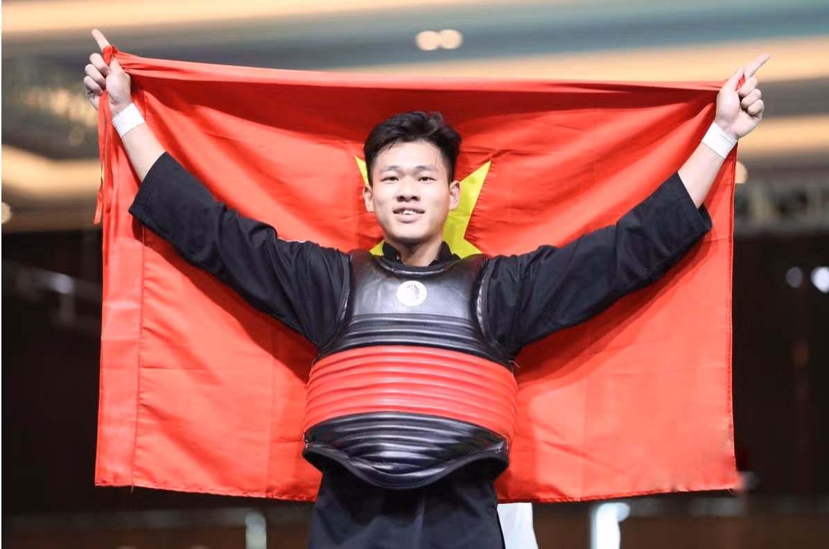 Nguyễn Tấn Sang giành được chiếc HCV SEA Games thứ hai trong sự nghiệp thi đấu. (Ảnh: NVCC) Nguyễn Tấn Sang giành được chiếc HCV SEA Games thứ hai trong sự nghiệp thi đấu. (Ảnh: NVCC)