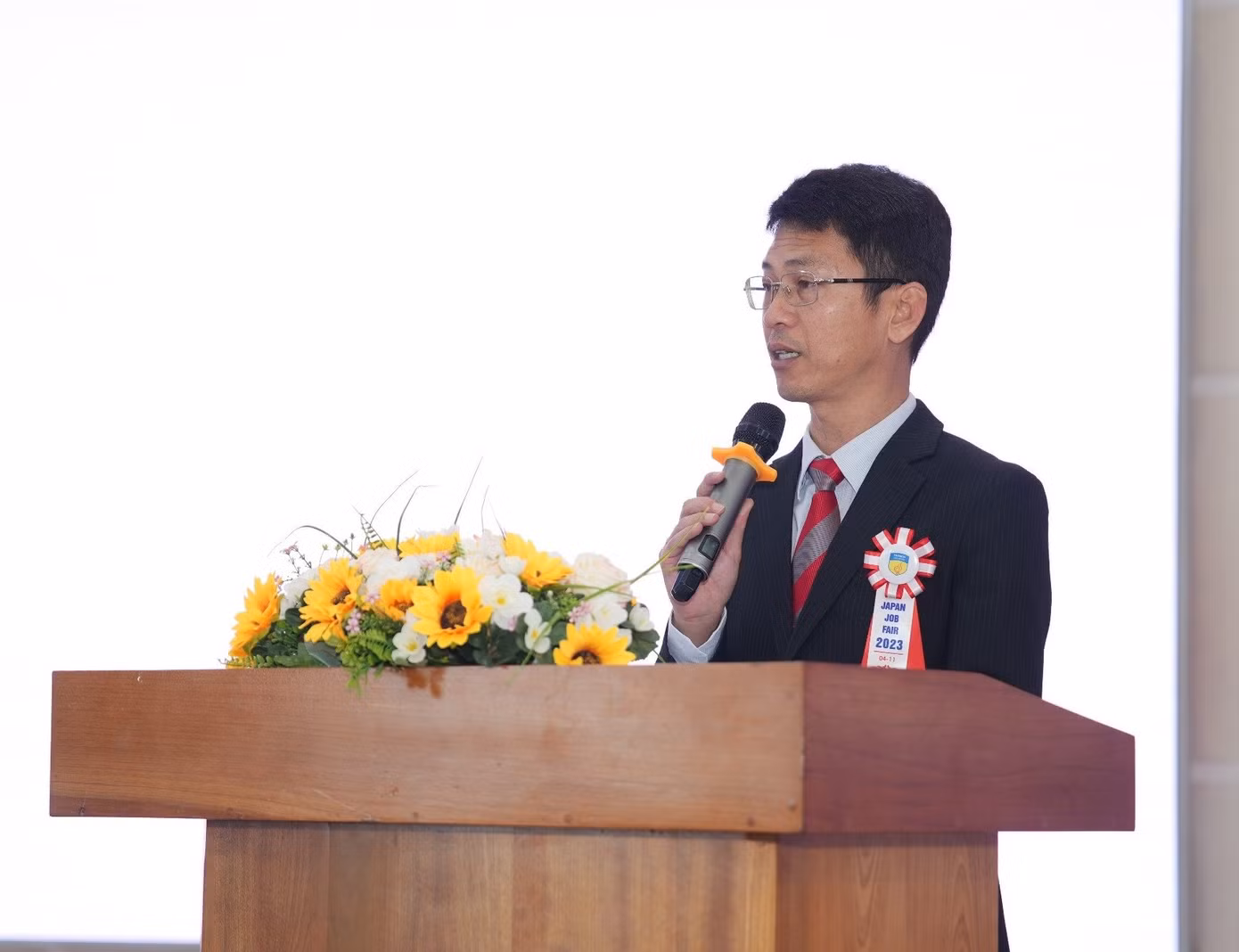 PGS. TS Nguyễn Thanh Phương - Phó Hiệu trưởng trường ĐH Công nghệ TP. HCM phát biểu tại Ngày hội.