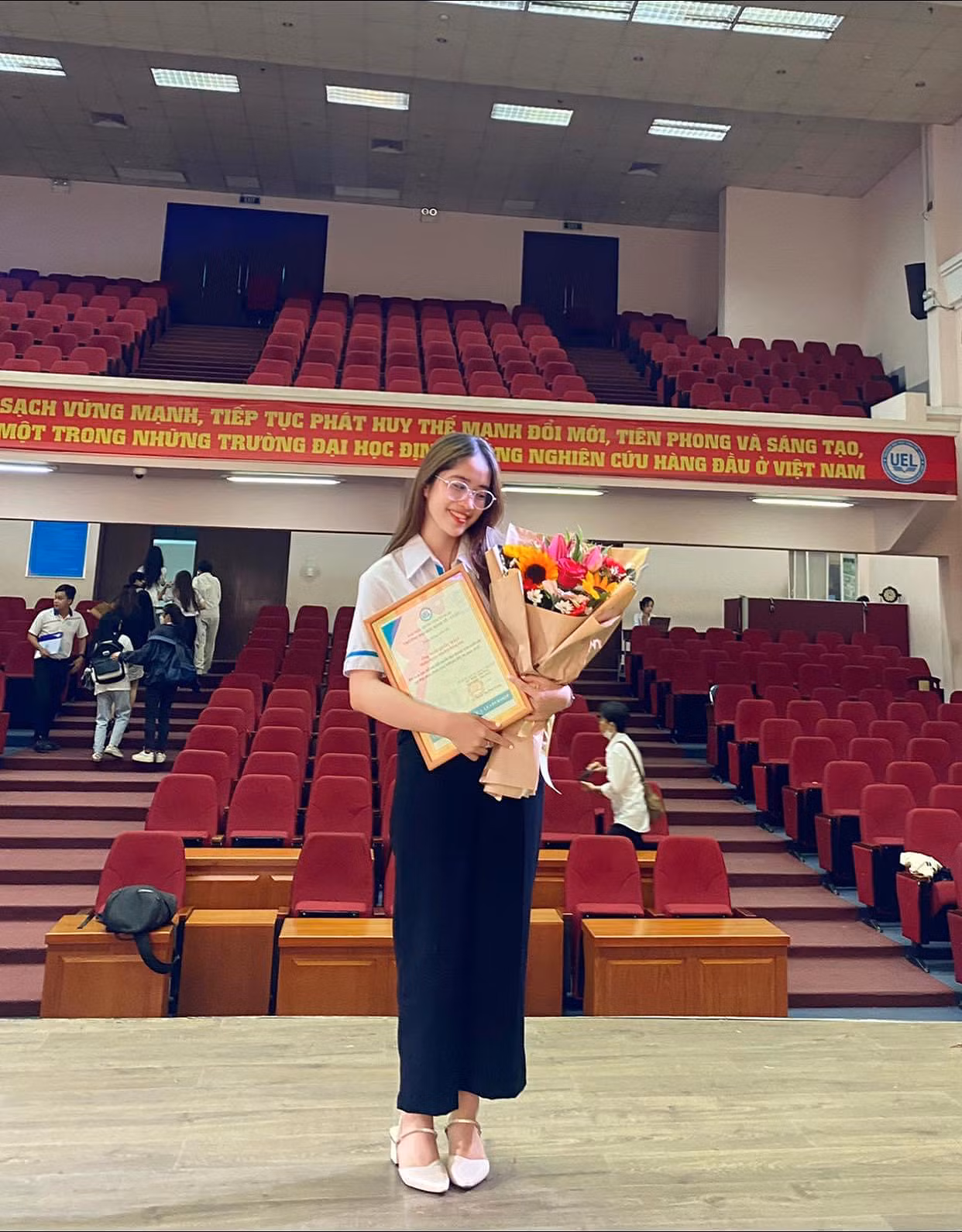 Xuân Quỳnh đạt nhiều thành tích tại trường ĐH Kinh tế - Luật. (Ảnh: NVCC)