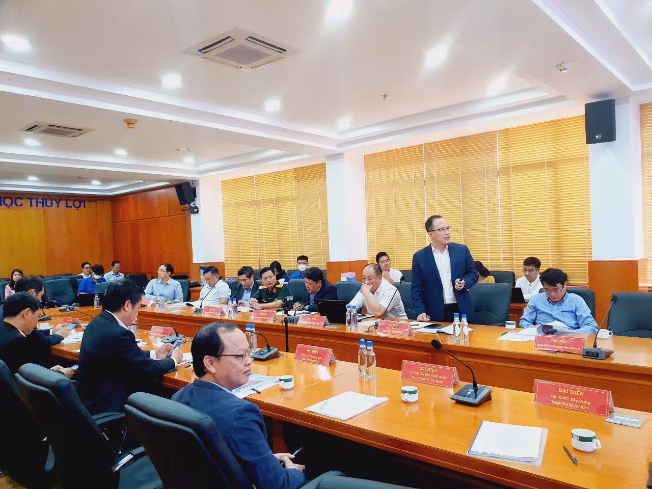 PGS. TS Nguyễn Ngọc Thắng, trường ĐH Thủy lợi chia sẻ tại hội thảo.