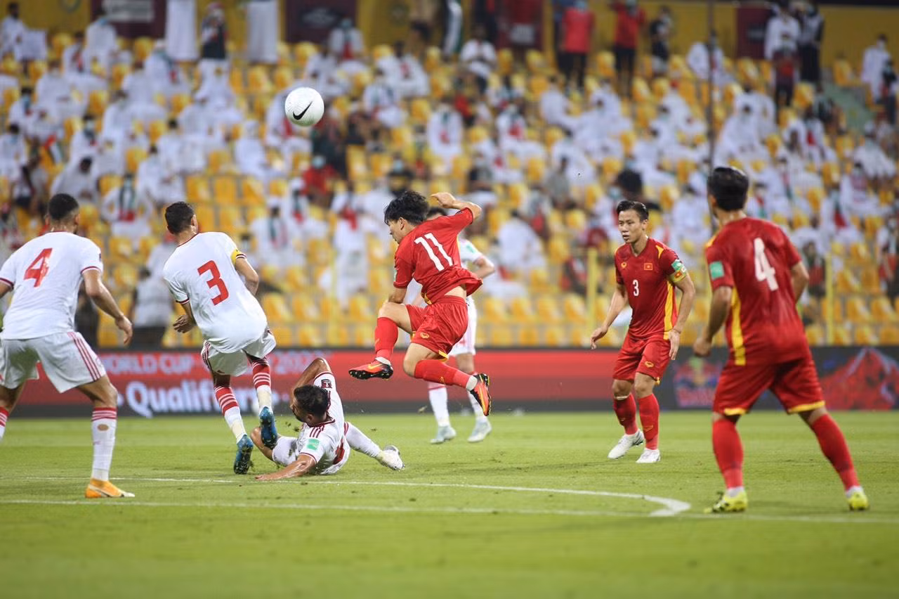 Quế Ngọc Hải và các đồng đội có thể gặp lại UAE, đội vừa thắng Việt Nam 3-2 ở Vòng loại thứ 2 hồi tháng trước.