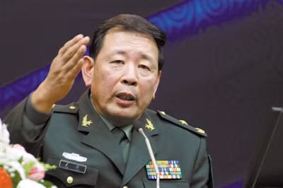 Tướng diều hâu La Viện luôn kêu gào dùng vũ lực để giải quyết tranh chấp lãnh thổ với các nước xung quanh. Mới đây viên tướng hiếu chiến này còn lớn tiếng đòi cả chủ quyền đảo Okinawa của Nhật