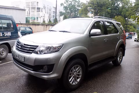 Xe mới