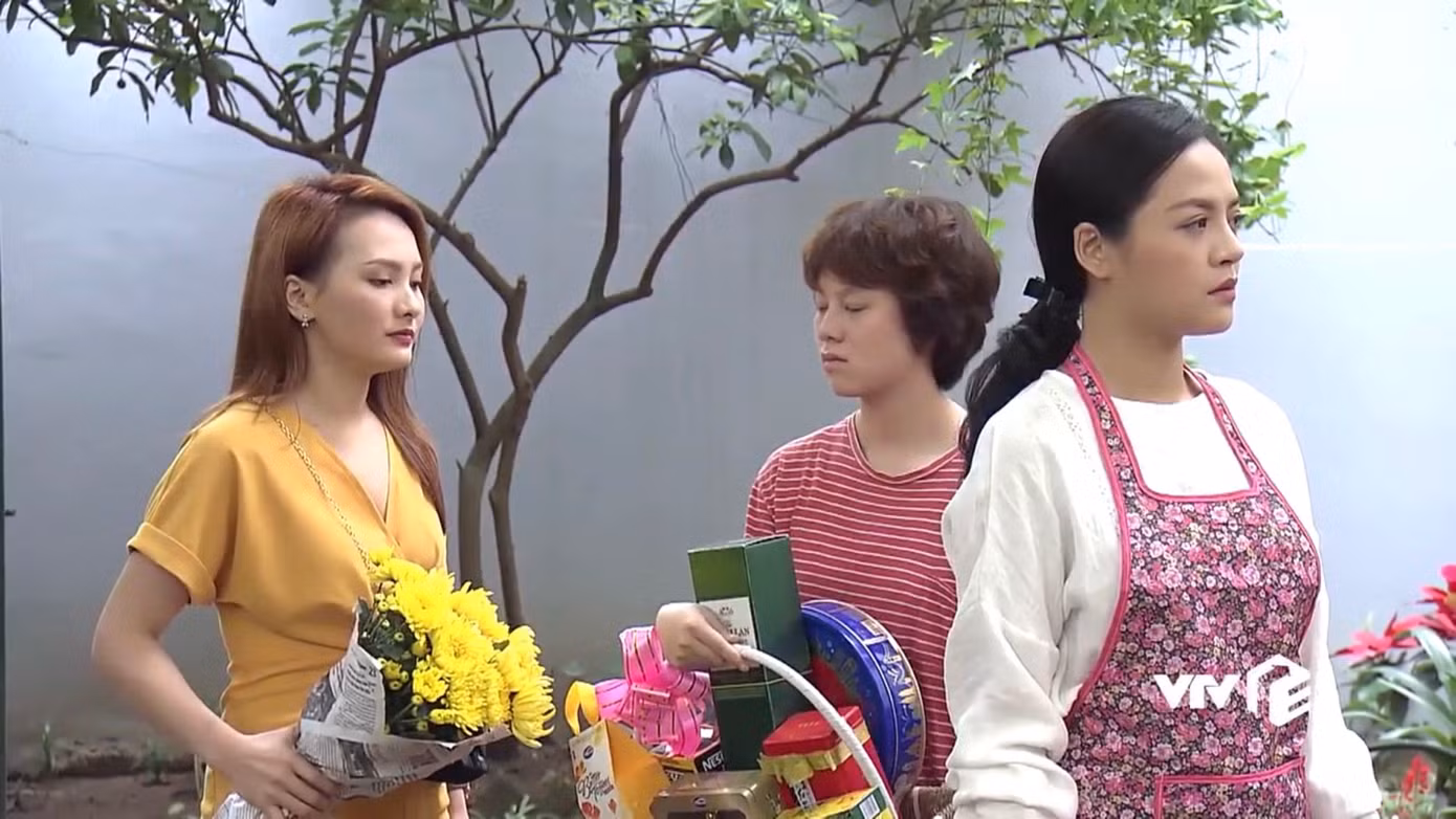 Về nhà đi con tập 37: Thư Vũ chia giường, Khải vu vợ qua đêm với người yêu cũ ảnh 3
