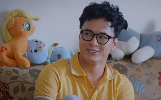 Hồng Đăng vướng lùm xùm khi Thương ngày nắng về còn chưa khép lại.