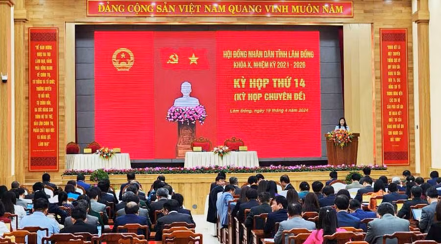 Quang cảnh kỳ họp thứ 14 của HĐND tỉnh Lâm Đồng khóa X