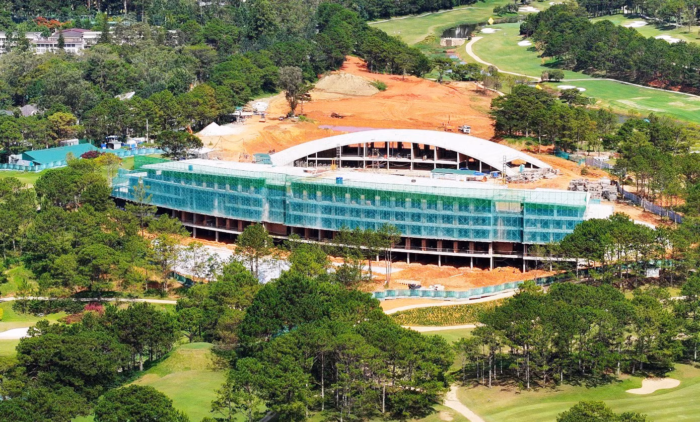 Cơ quan chức năng phát hiện, xử lý sai phạm tại tòa nhà câu lạc bộ golf