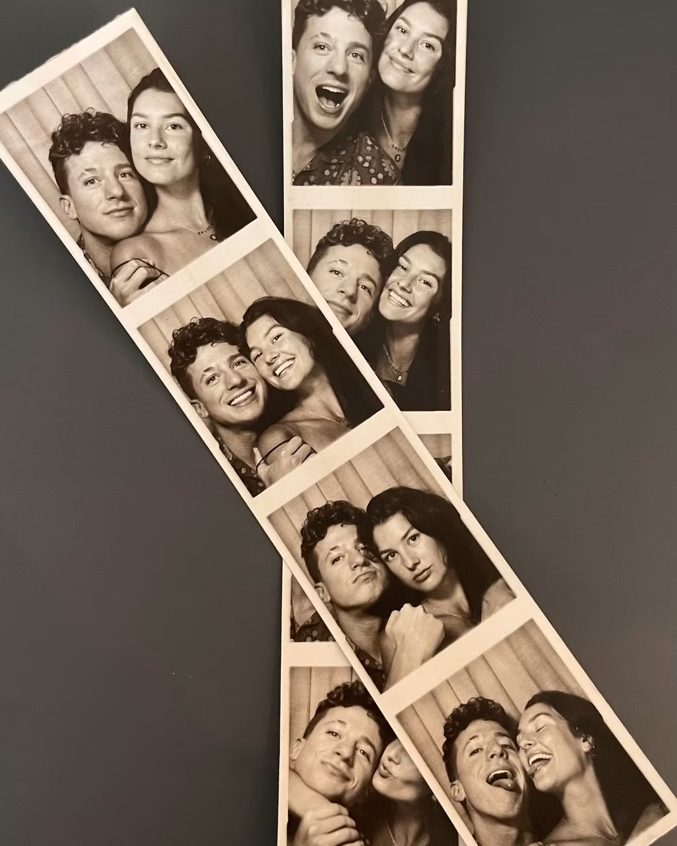 Charlie Puth hạnh phúc đón sinh nhật tuổi 31 bên bạn gái.