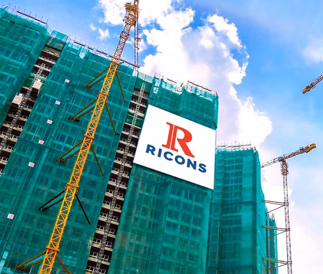 Trong liên danh này có sự xuất hiện của 3 doanh nghiệp trong hệ sinh thái của ông Nguyễn Bá Dương - cựu Chủ tịch Hội đồng quản trị Coteccons như Newtecons, Ricons và SOL E&C. Trong liên danh này có sự xuất hiện của 3 doanh nghiệp trong hệ sinh thái của ông Nguyễn Bá Dương - cựu Chủ tịch Hội đồng quản trị Coteccons như Newtecons, Ricons và SOL E&C.