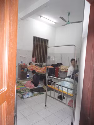 Bệnh nhân điều trị tại Viện Sức khoẻ Tâm thần Quốc gia. Ảnh: K.N 