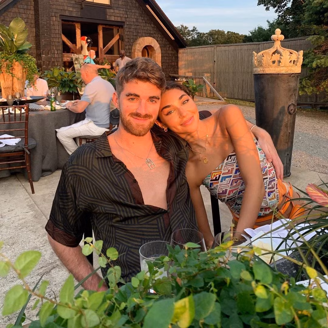 Trước Selena Gomez và Eve Jobs, Andrew Taggart từng công khai hẹn hò với nữ DJ Chantel Jeffries. (Nguồn ảnh: Internet)