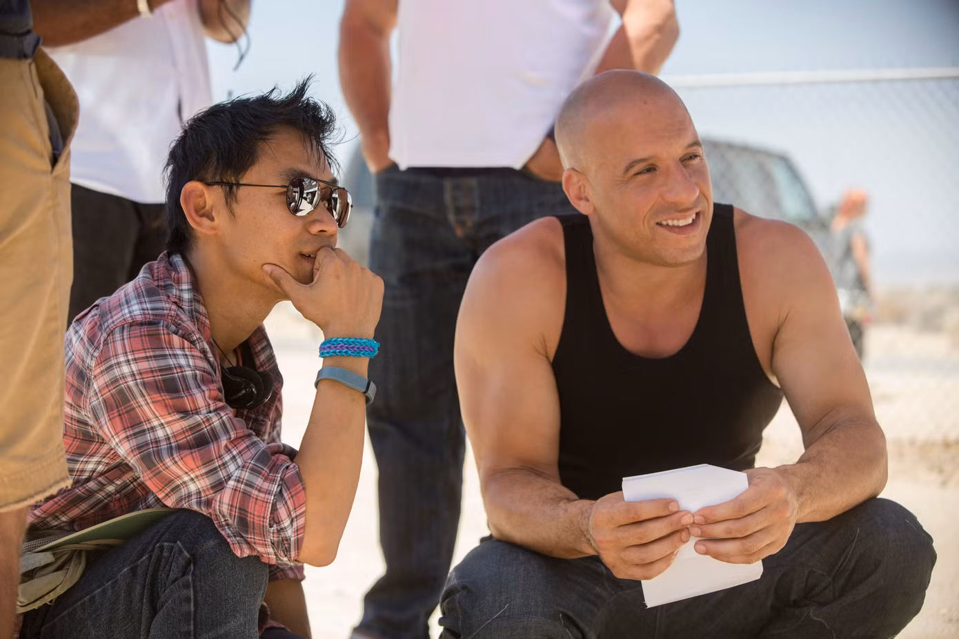 Nam đạo diễn chỉ đạo phim trường "Fast and Furious". Nam đạo diễn chỉ đạo phim trường "Fast and Furious".