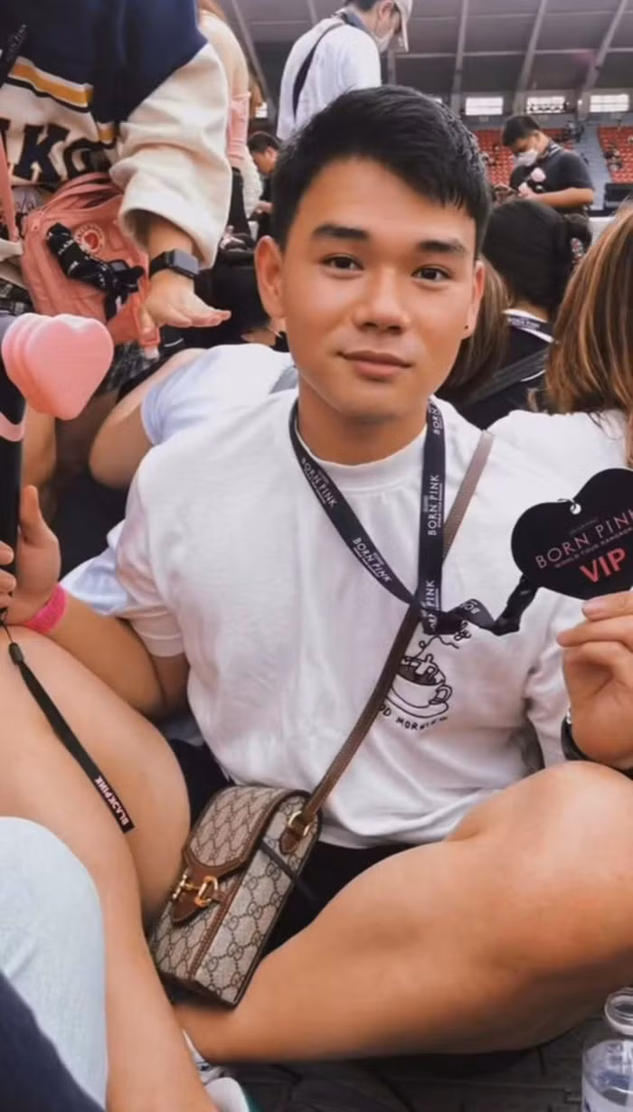 Cả hai mua vé VIP tại concert BLACKPINK... Cả hai mua vé VIP tại concert BLACKPINK...