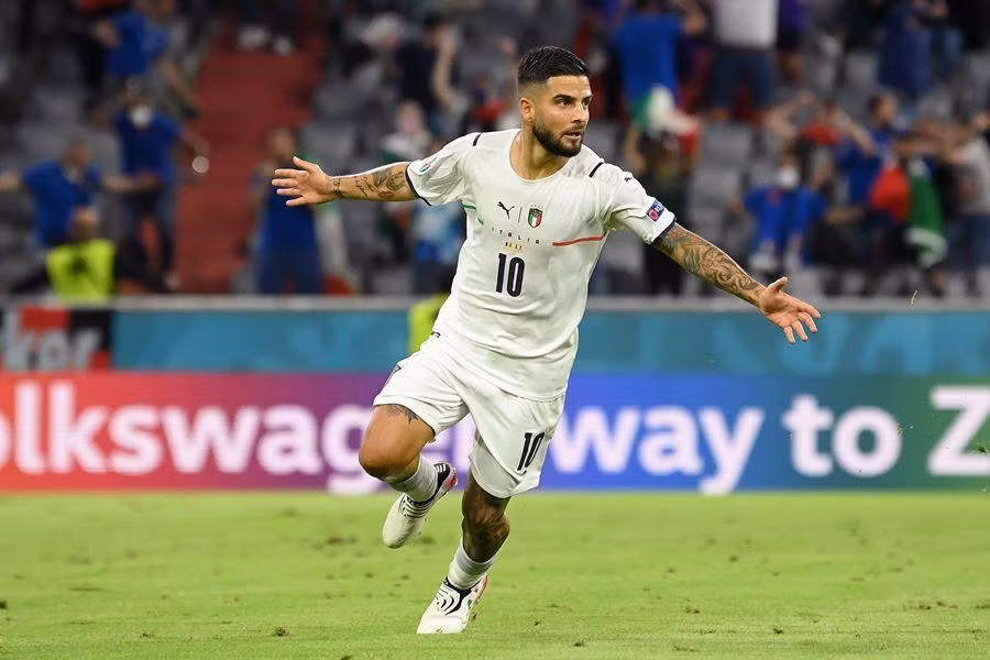Lorenzo Insigne đã có một trận đấu hay trước đội bóng được đánh giá cao hơn. Lorenzo Insigne đã có một trận đấu hay trước đội bóng được đánh giá cao hơn.