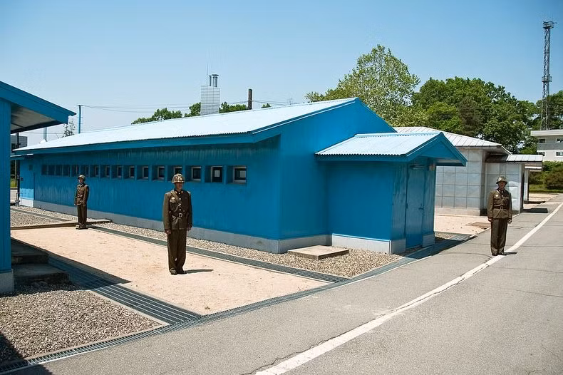Hình ảnh ngôi làng đình chiến ở biên giới Panmunjom