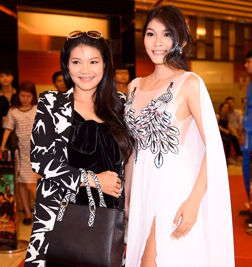 Con gái hot girl của Kiều Trinh nóng bỏng cỡ nào? ảnh 1
