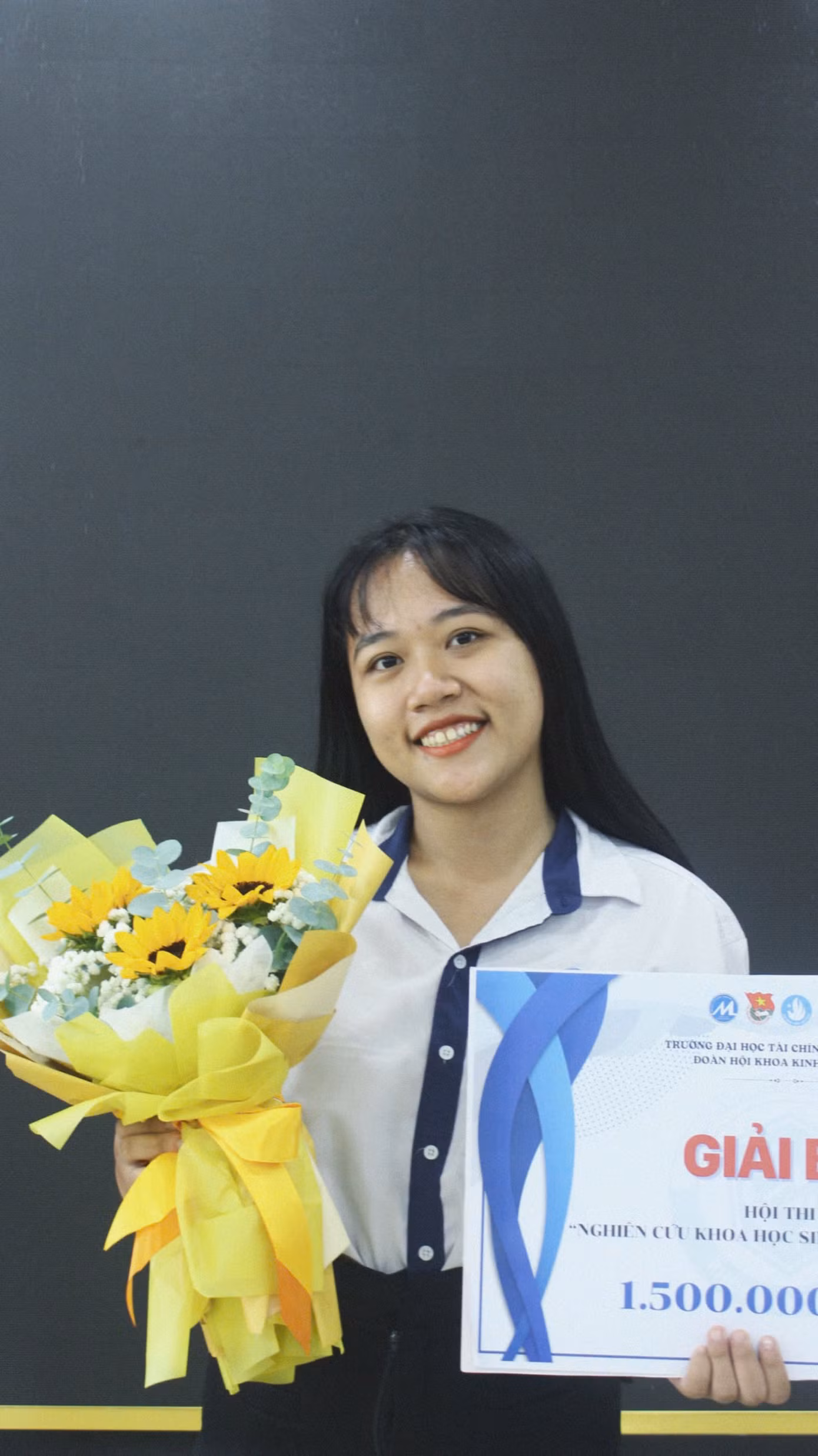 Trần Như Quỳnh, sinh viên năm cuối ngành Luật Đầu tư và Kinh doanh, trường Đại học Tài chính Marketing.