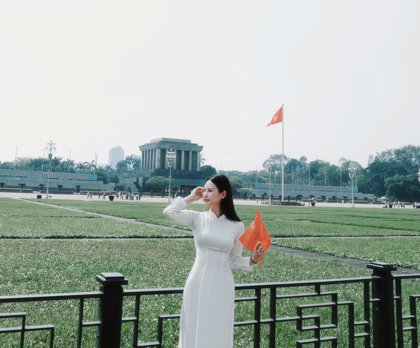 Vũ Thị Kim Ngân, sinh viên năm 2 ngành Quản trị kinh doanh, Trường Đại học Hải Dương, bày tỏ lòng biết ơn sâu sắc đối với giá trị hòa bình.
