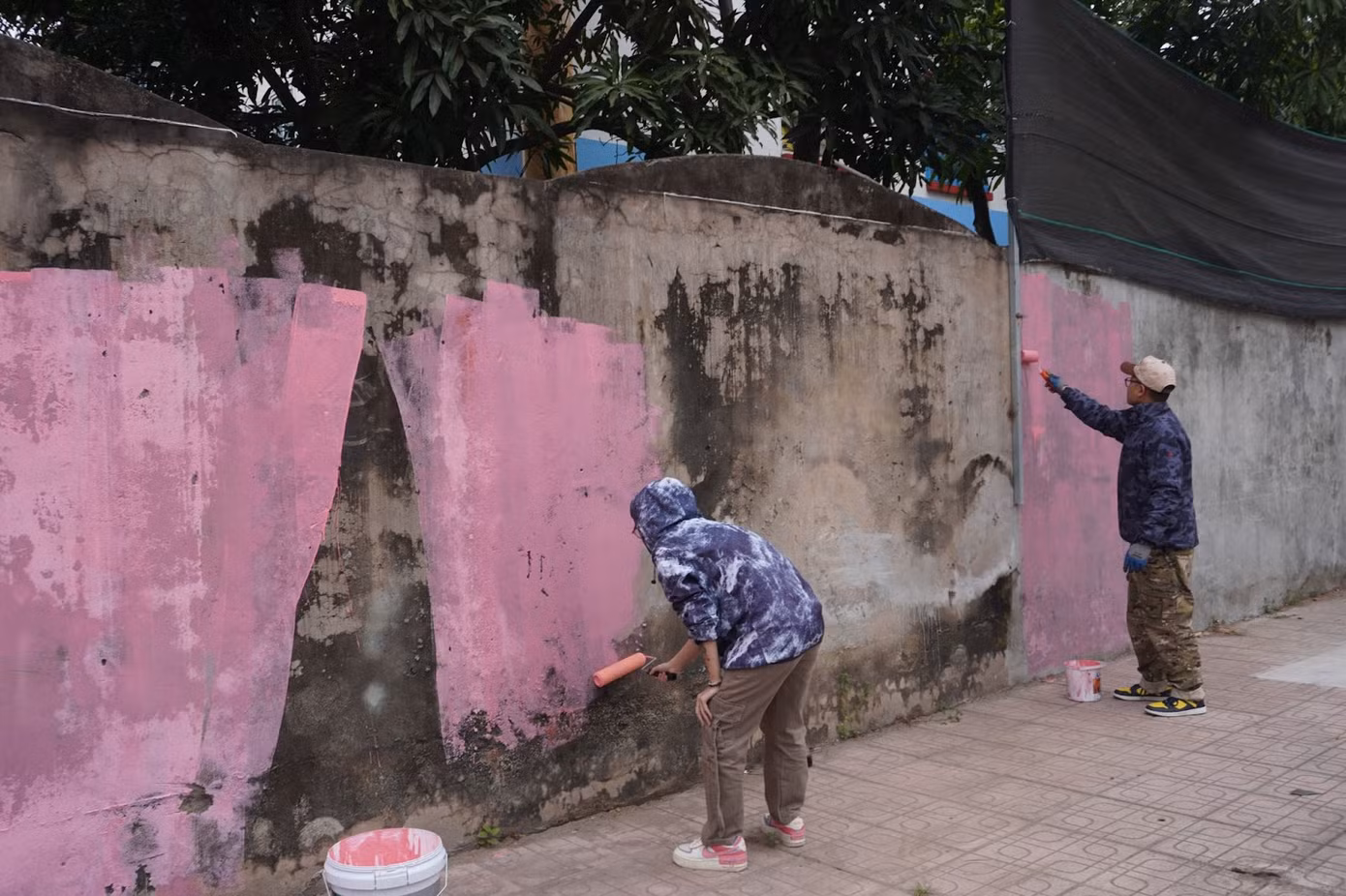 Dự án không chỉ cải thiện mỹ quan đô thị mà còn khơi dậy niềm yêu thích nghệ thuật và tình yêu truyền thống trong cộng đồng. Dự án không chỉ cải thiện mỹ quan đô thị mà còn khơi dậy niềm yêu thích nghệ thuật và tình yêu truyền thống trong cộng đồng.