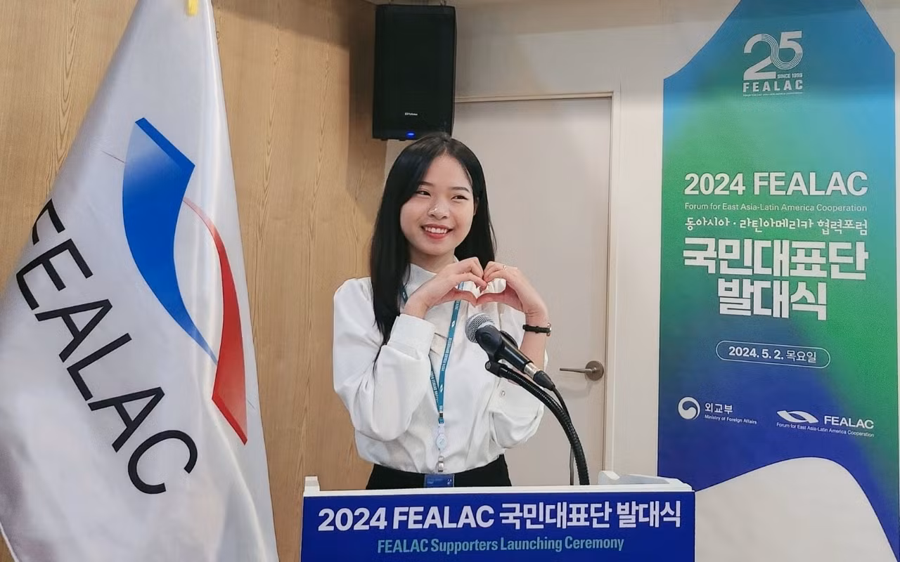 Đại diện Việt Nam tại Diễn đàn hợp tác Đông Á - Mỹ Latin (Forum for East Asia - Latin America Cooperation - FEALAC) năm 2024.