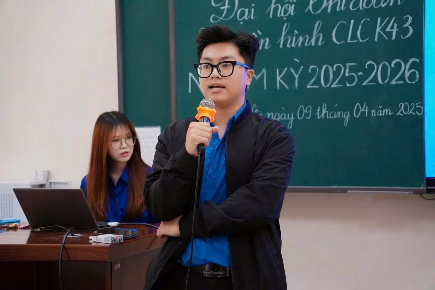 Song Phúc trong một hoạt động Đoàn tại Viện Báo chí – Truyền thông