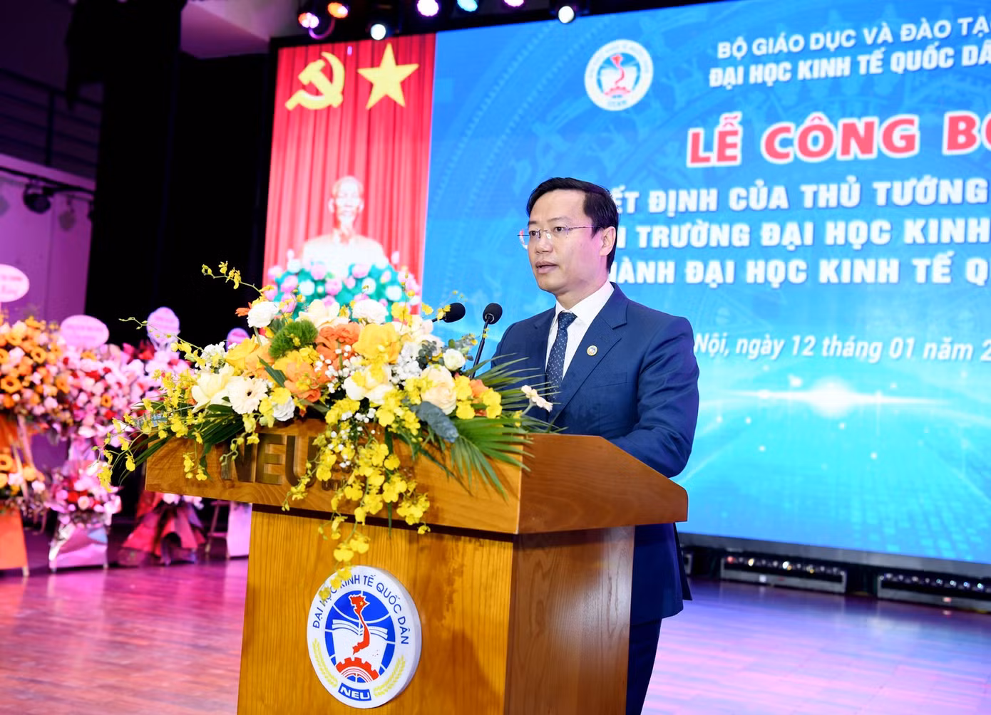 PGS.TS Bùi Đức Thọ - Bí thư Đảng ủy, Chủ tịch Hội đồng Đại học Kinh tế Quốc dân phát biểu.